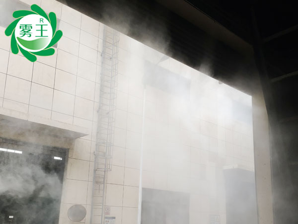 江蘇杭富環(huán)?？萍加邢薰?制磚車間門口及懸浮爐地倉門口區(qū)域高壓噴霧降塵系統(tǒng) (2)